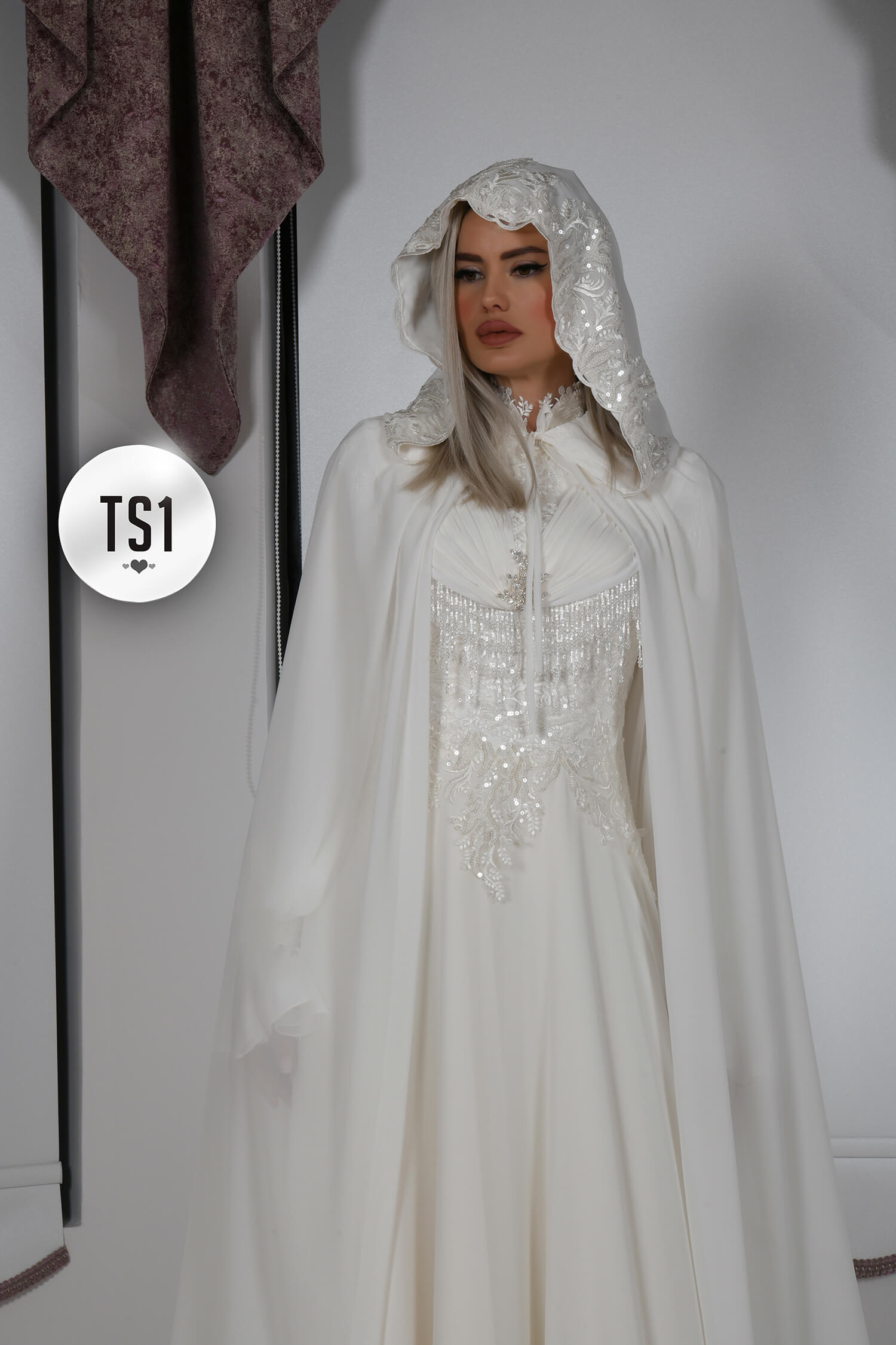3D Embroidered Judge Collar Princess Hijab Wedding Dress
