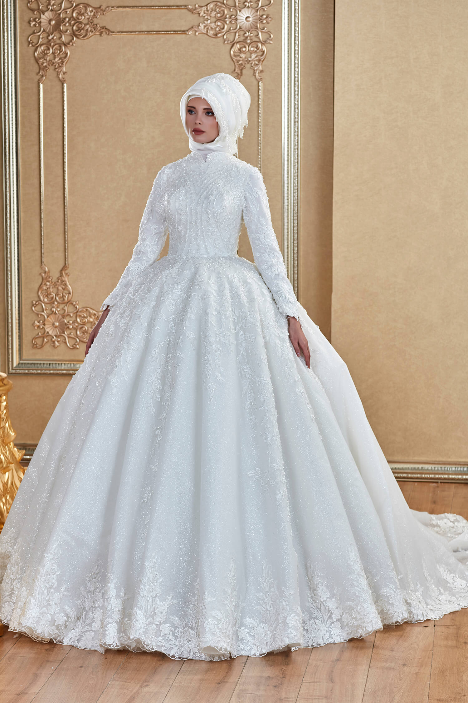 Backless Floral Embroidered Princess Hijab Wedding Dress