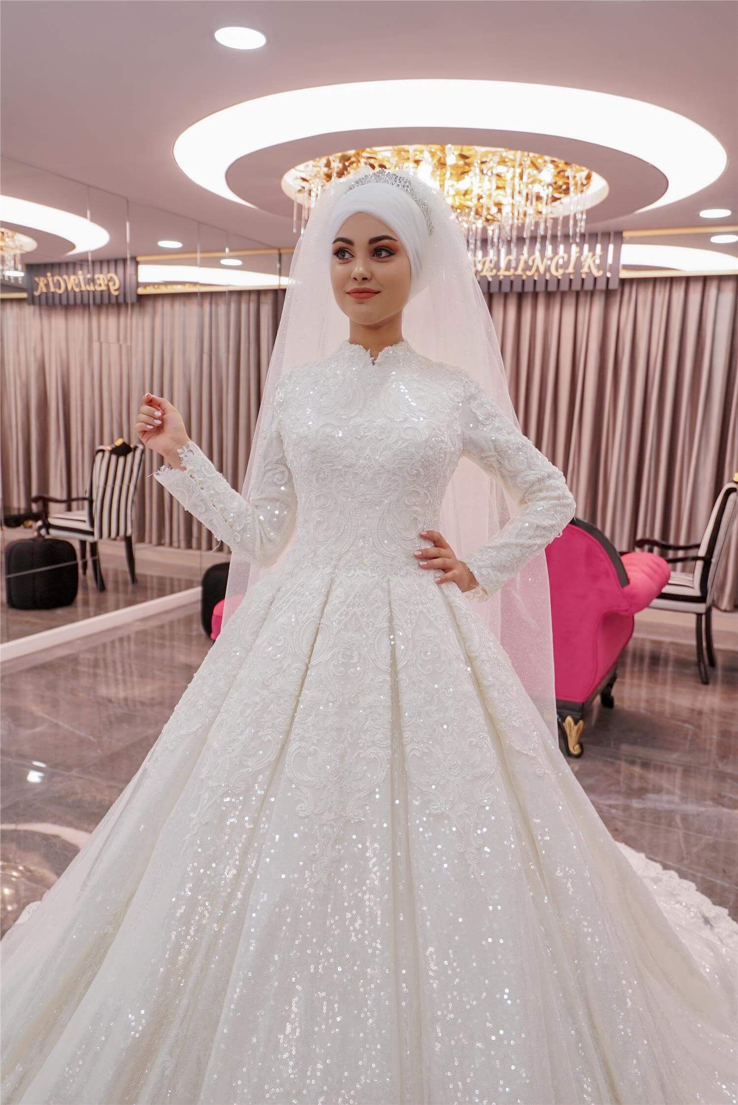 Crystal Stone Emroidered High Collar Princess Hijab Wedding Dress