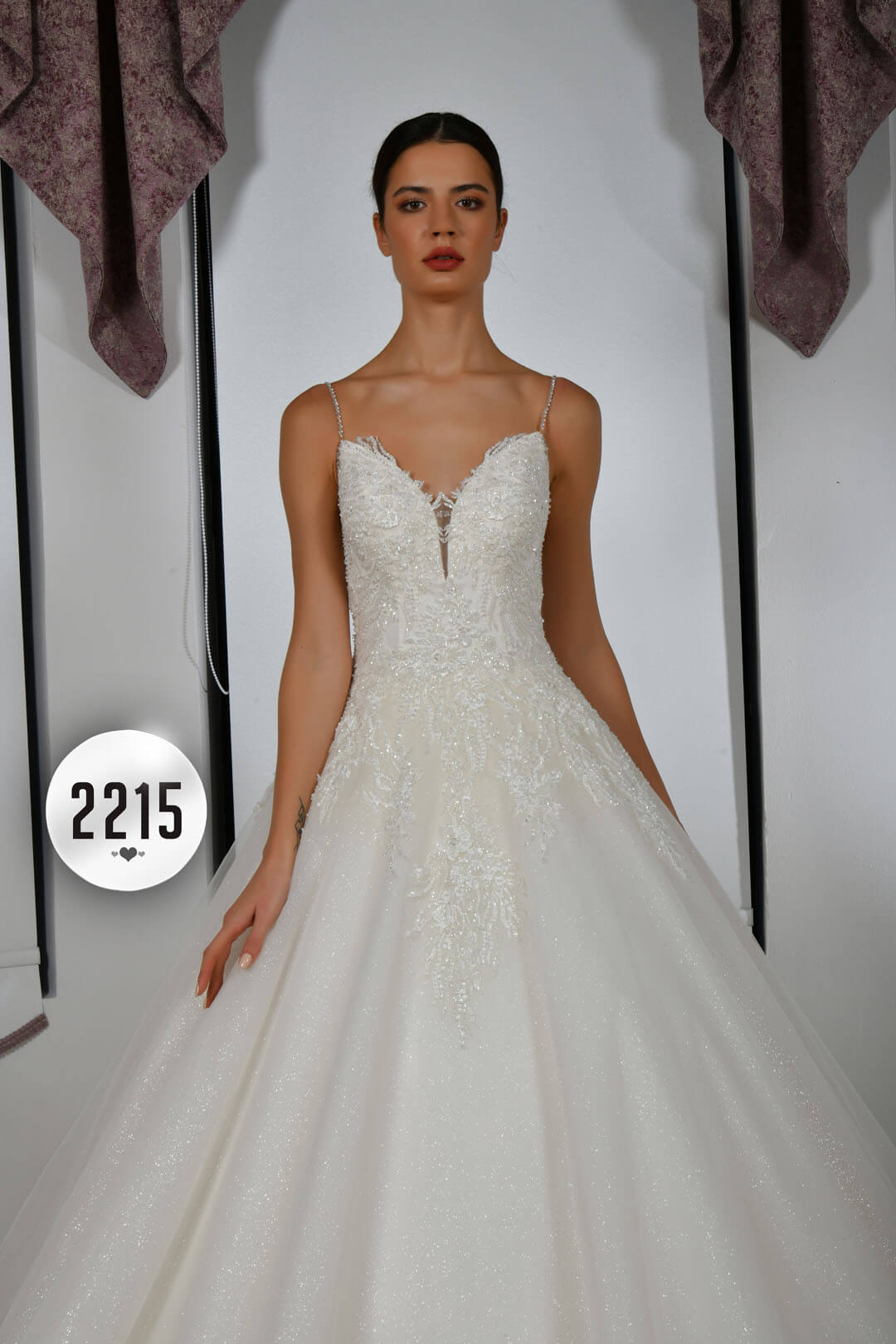 Wholesale Helen Wedding Dress Model 5