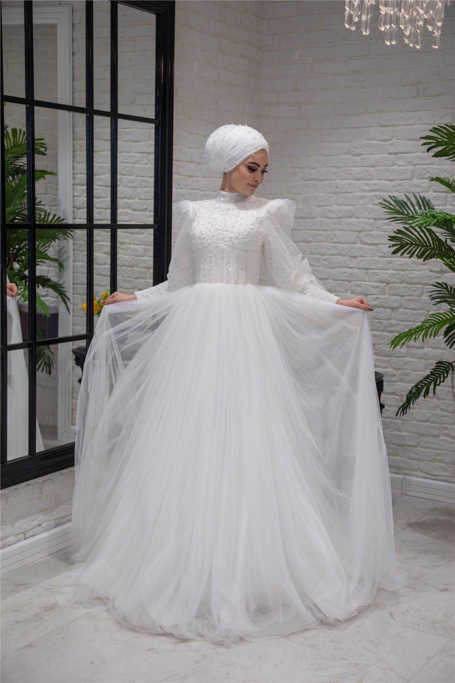 Sleeve Cloak Detailed Chiffon Helen Hijab Wedding Dress